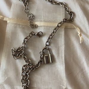 Brandy Melville lock necklace